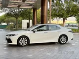Toyota Camry 2024 GLE